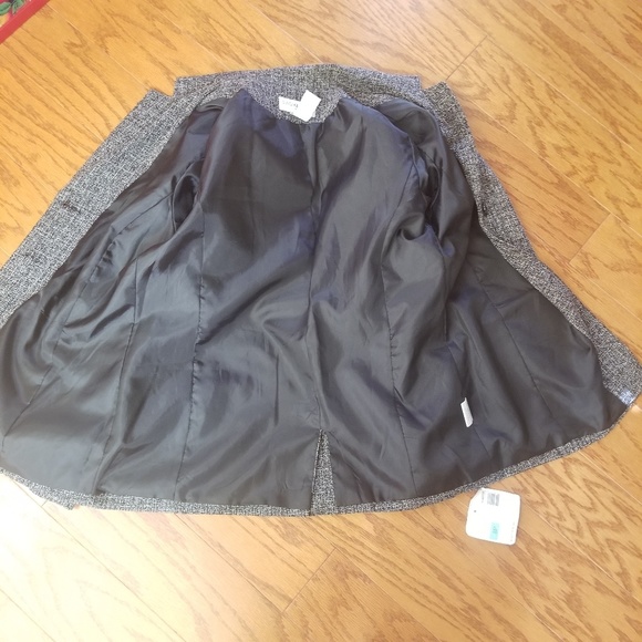 NWT 10p Blazer by Sag Harbor - Picture 7 of 8